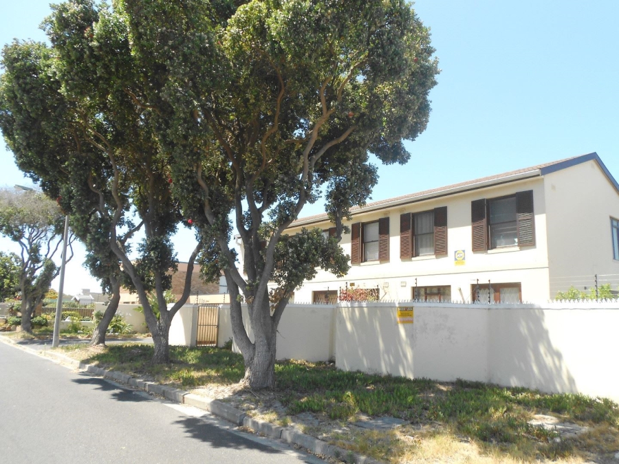 3 Bedroom Property for Sale in Fairways Western Cape